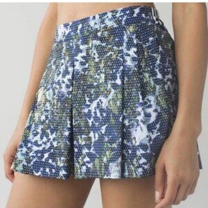 Lululemon City Blue and Green Patterned Skort - 8